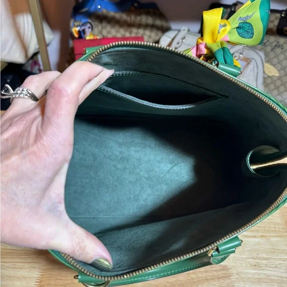 Green Louis Vuitton Alma Handbag - Picture 10 of 14